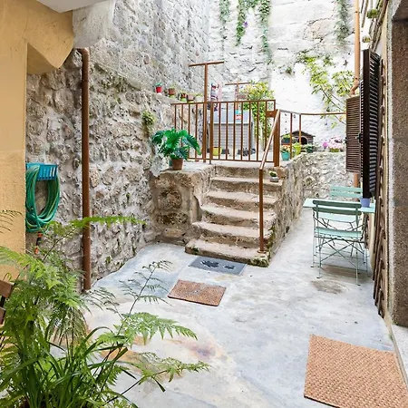 Ribeira Art Terrace Apartment Porto